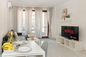 Elit Park apartment Bright & Cozy